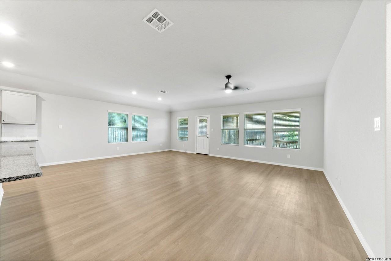 32156 Morels Ave - Photo 5 of 48