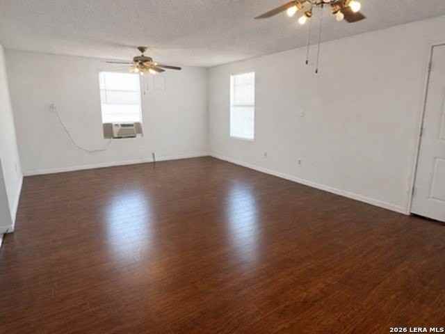 217 N Park Ave - Photo 3 of 25