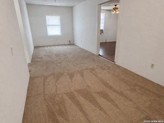 217 N Park Ave - Photo 5 of 25