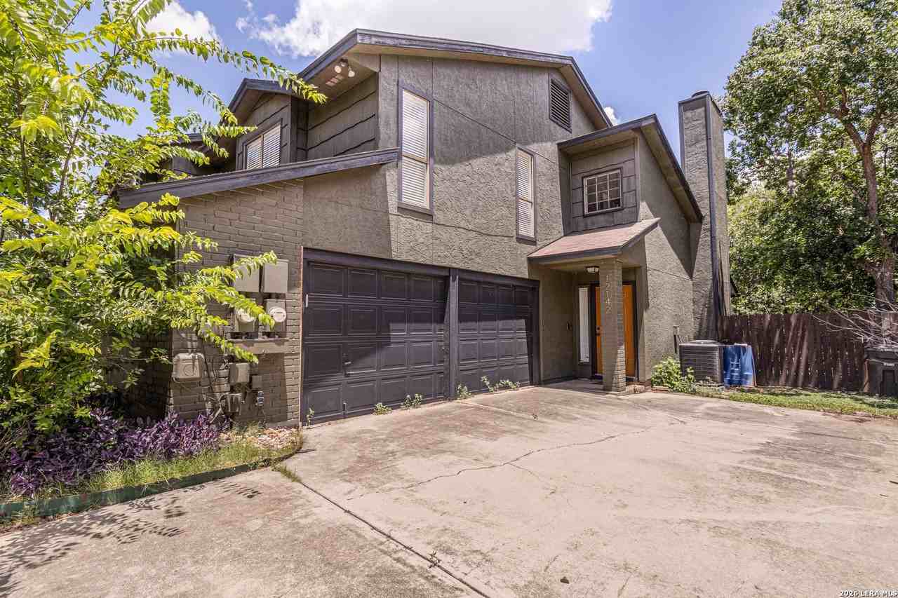 12142 Vista Nogal St - Photo 2 of 25