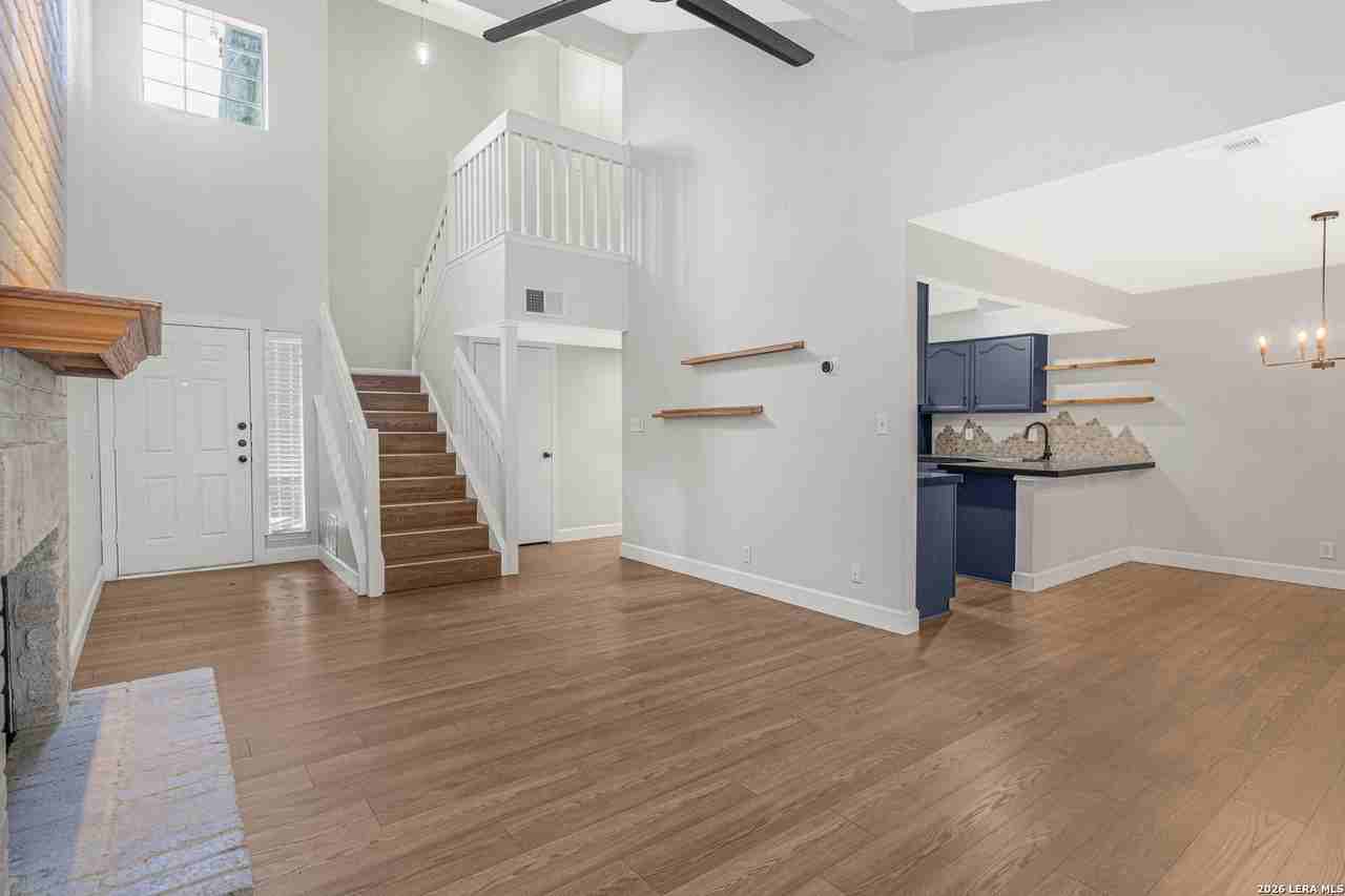 12142 Vista Nogal St - Photo 6 of 25