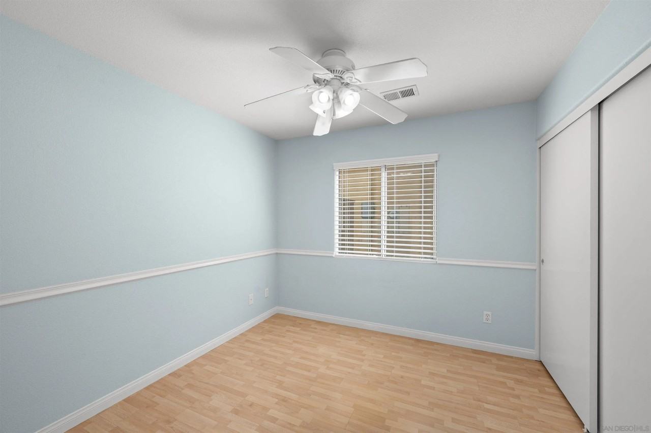 278 Brookview Ct - Photo 7 of 33