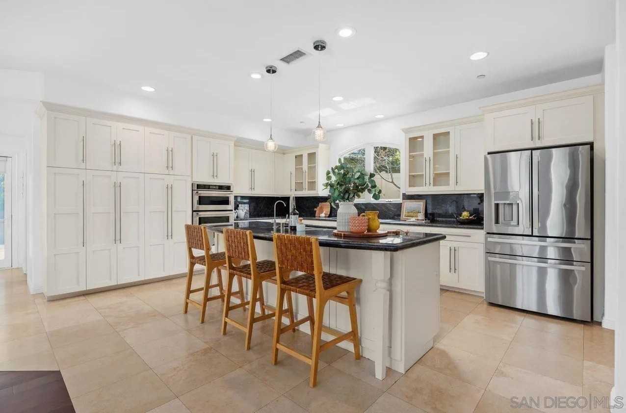182 Andrew Ave - Photo 2 of 41