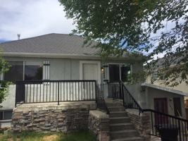 featured image of 1040 W Columbia Ln #1040