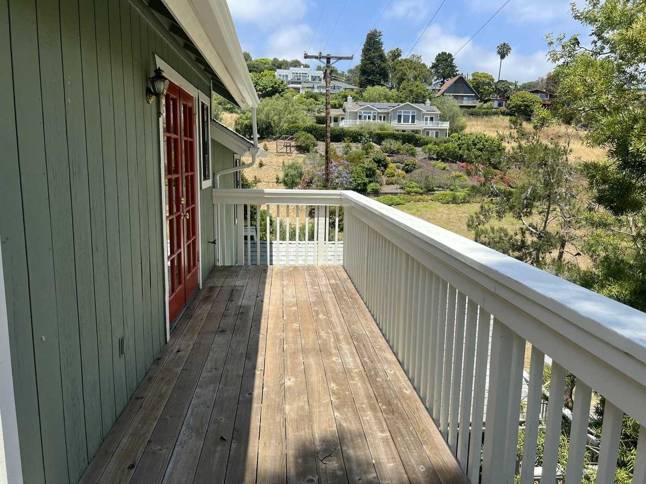 2201 Banner Ave #A - Photo 3 of 16