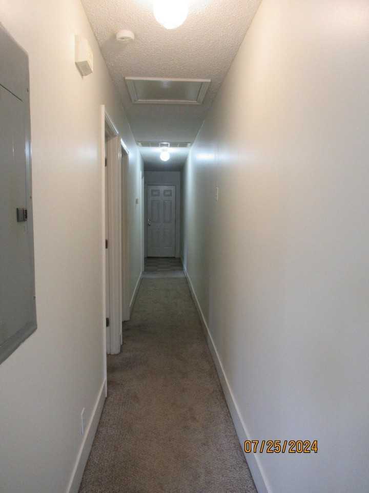 970 Jessamine Trl - Photo 5 of 11