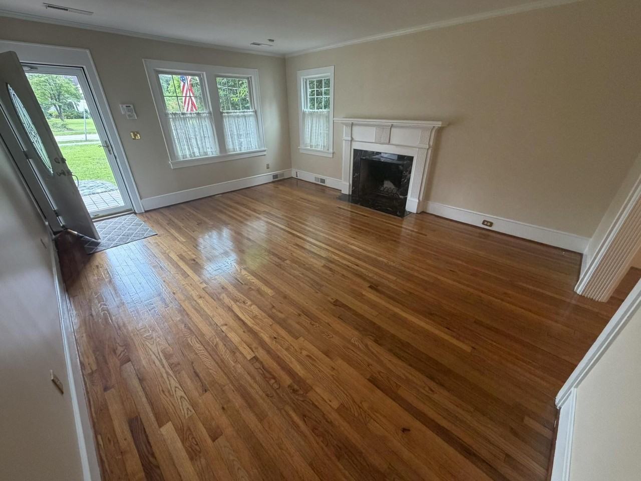 213 Haynsworth St - Photo 6 of 37