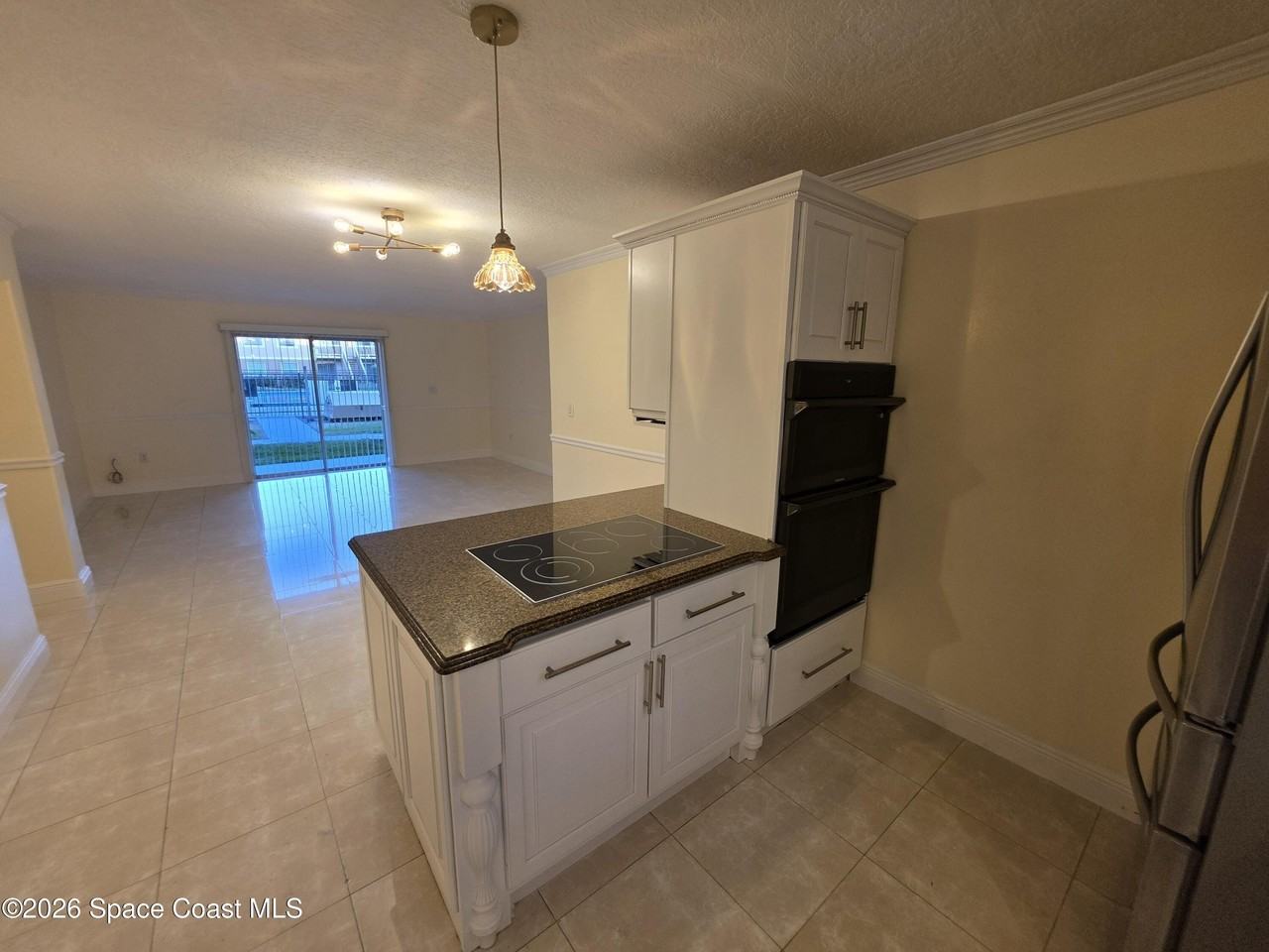 189 Cambridge Ln - Photo 6 of 14