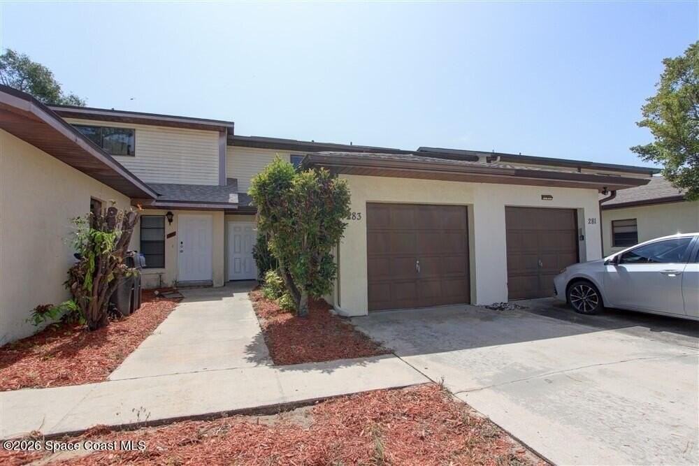 283 E Towne Pl - Photo 2 of 27