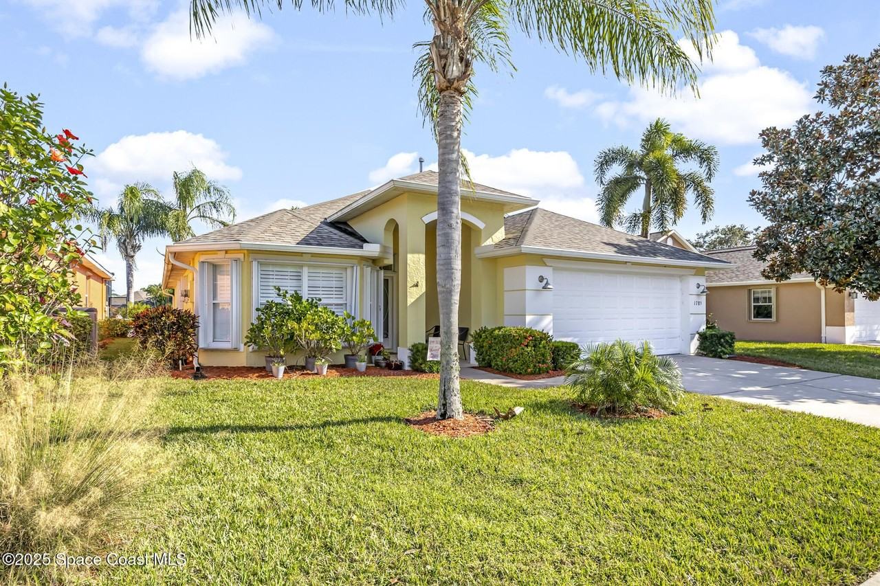 1785 Ficus Point Dr - Photo 2 of 27