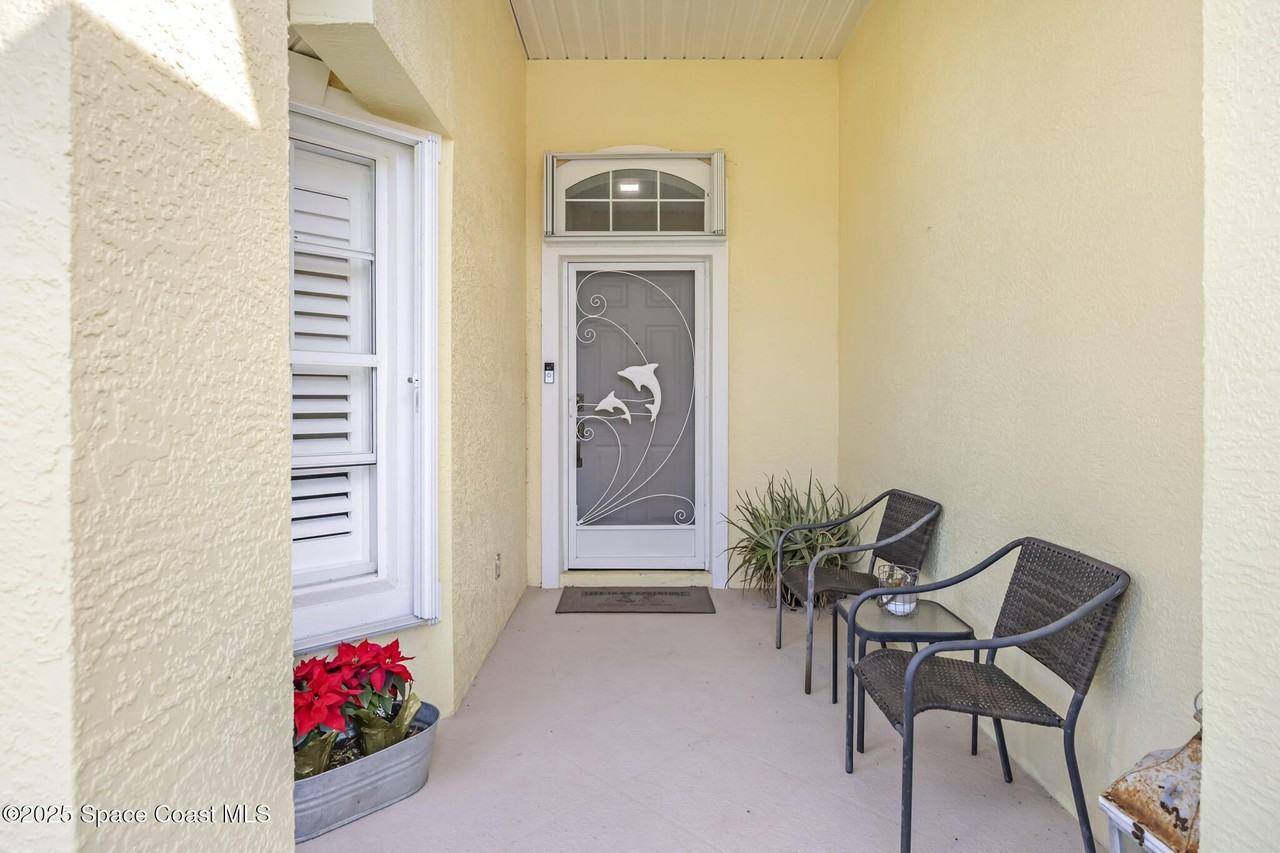 1785 Ficus Point Dr - Photo 4 of 27