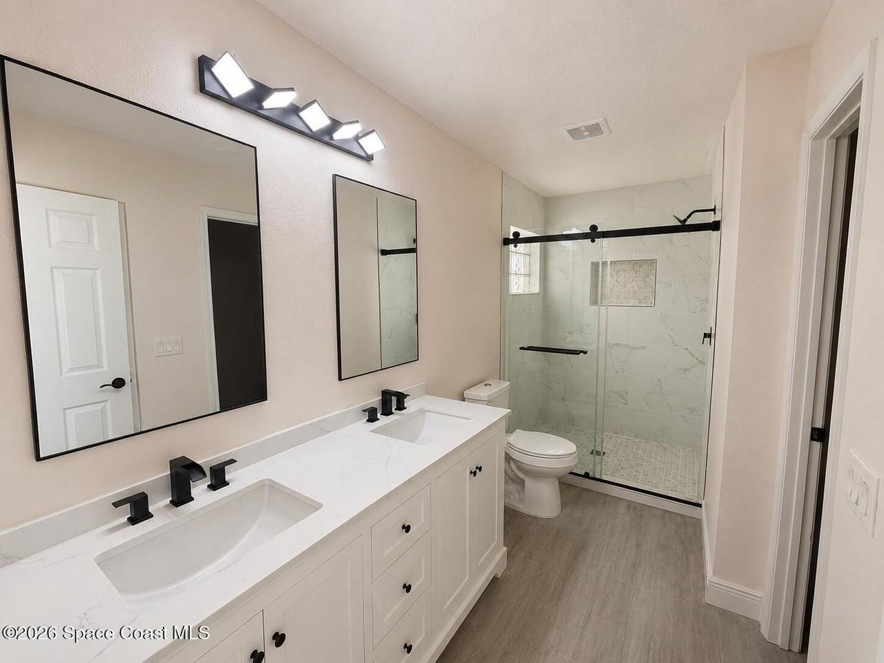 2798 2798 Caitlin Court - Photo 3 of 4
