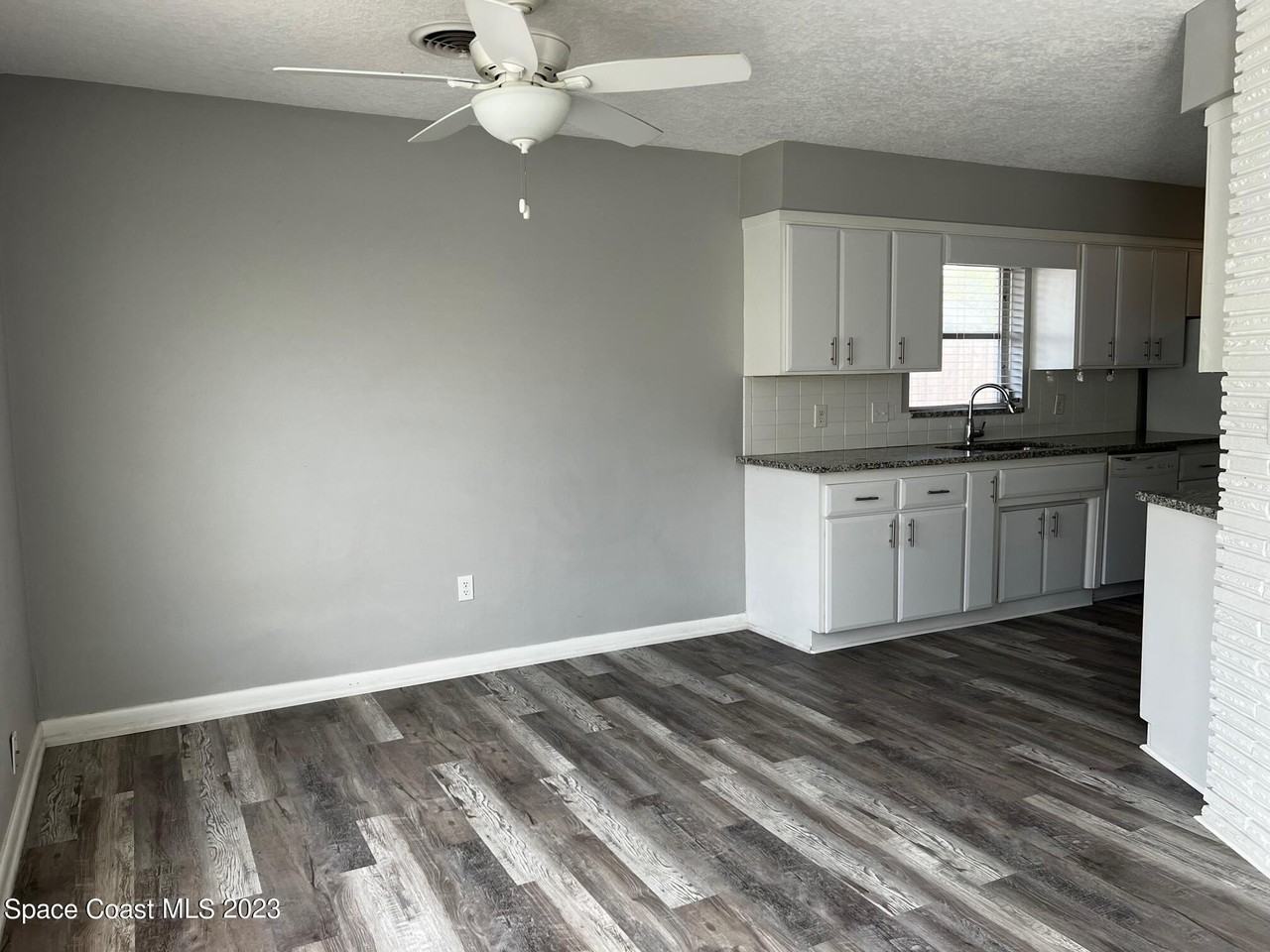 205 Melbourne Ave - Photo 4 of 19