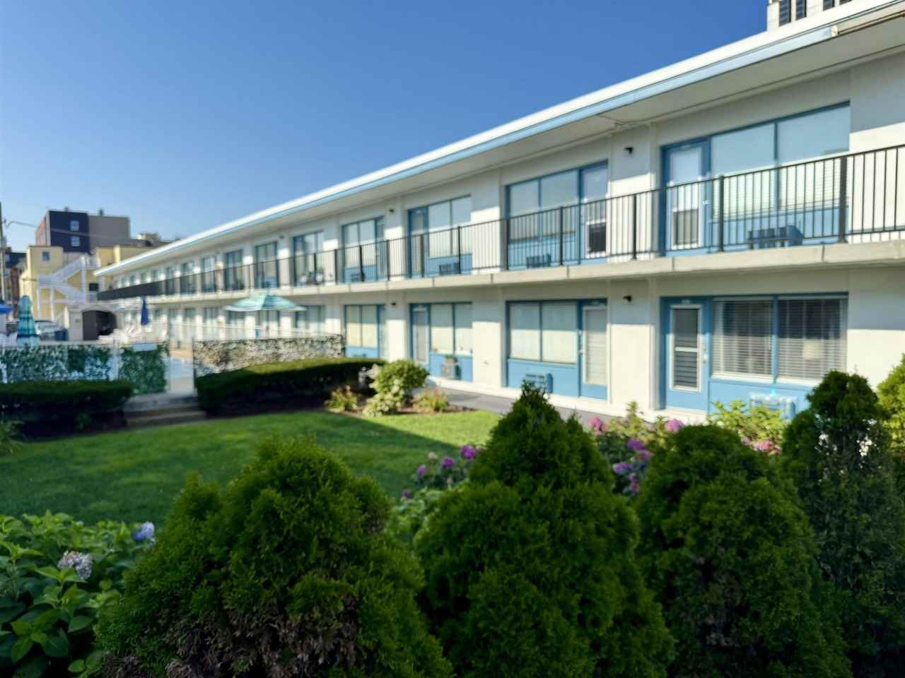 3501 Boardwalk #A125 - Photo 4 of 21