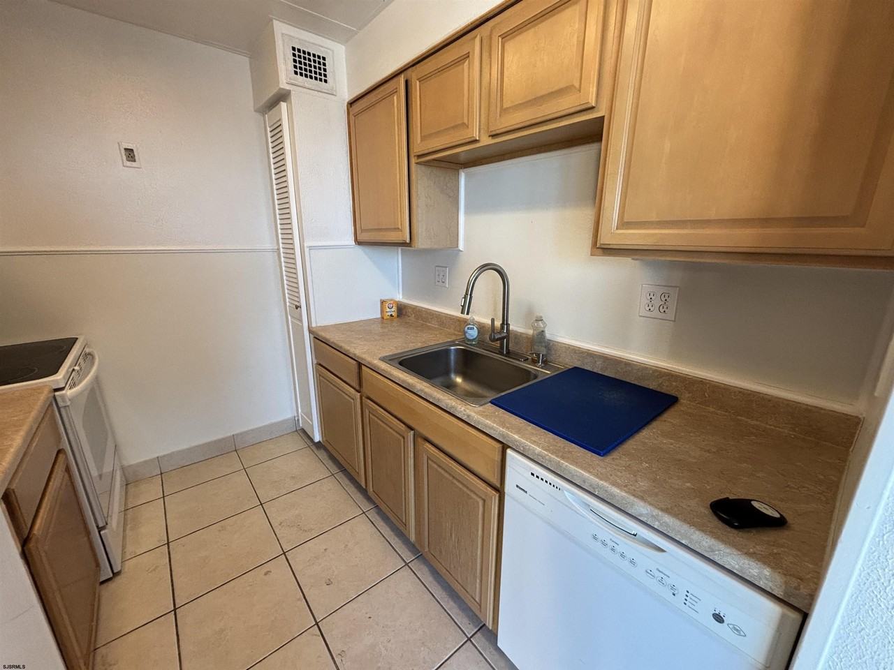 2834 Atlantic Ave #1205 - Photo 7 of 15