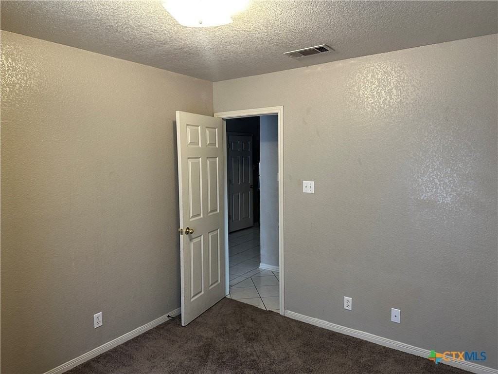 5204 Daybreak Dr - Photo 3 of 5