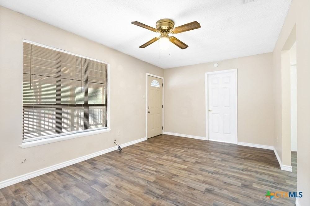 185 Black Bass Rd - Photo 6 of 25