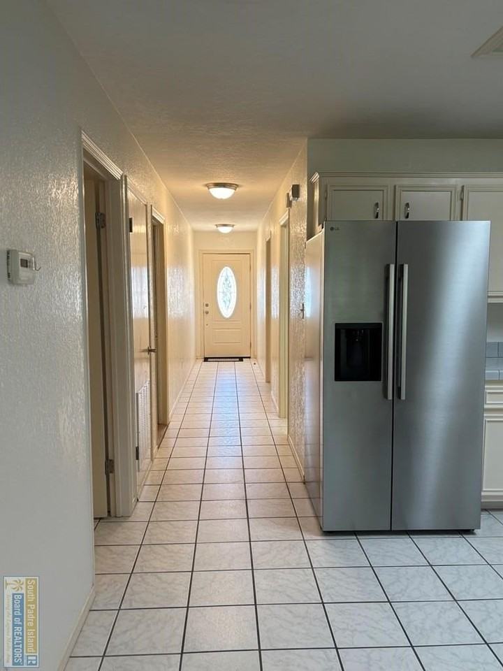 114 E Constellation Dr - Photo 4 of 16