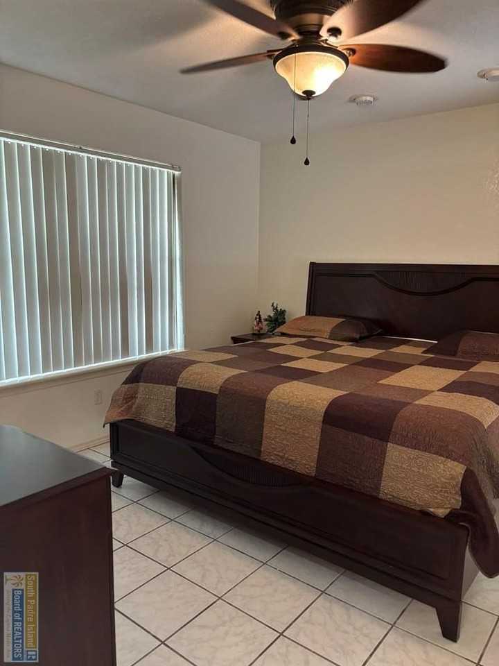 114 E Constellation Dr - Photo 6 of 16