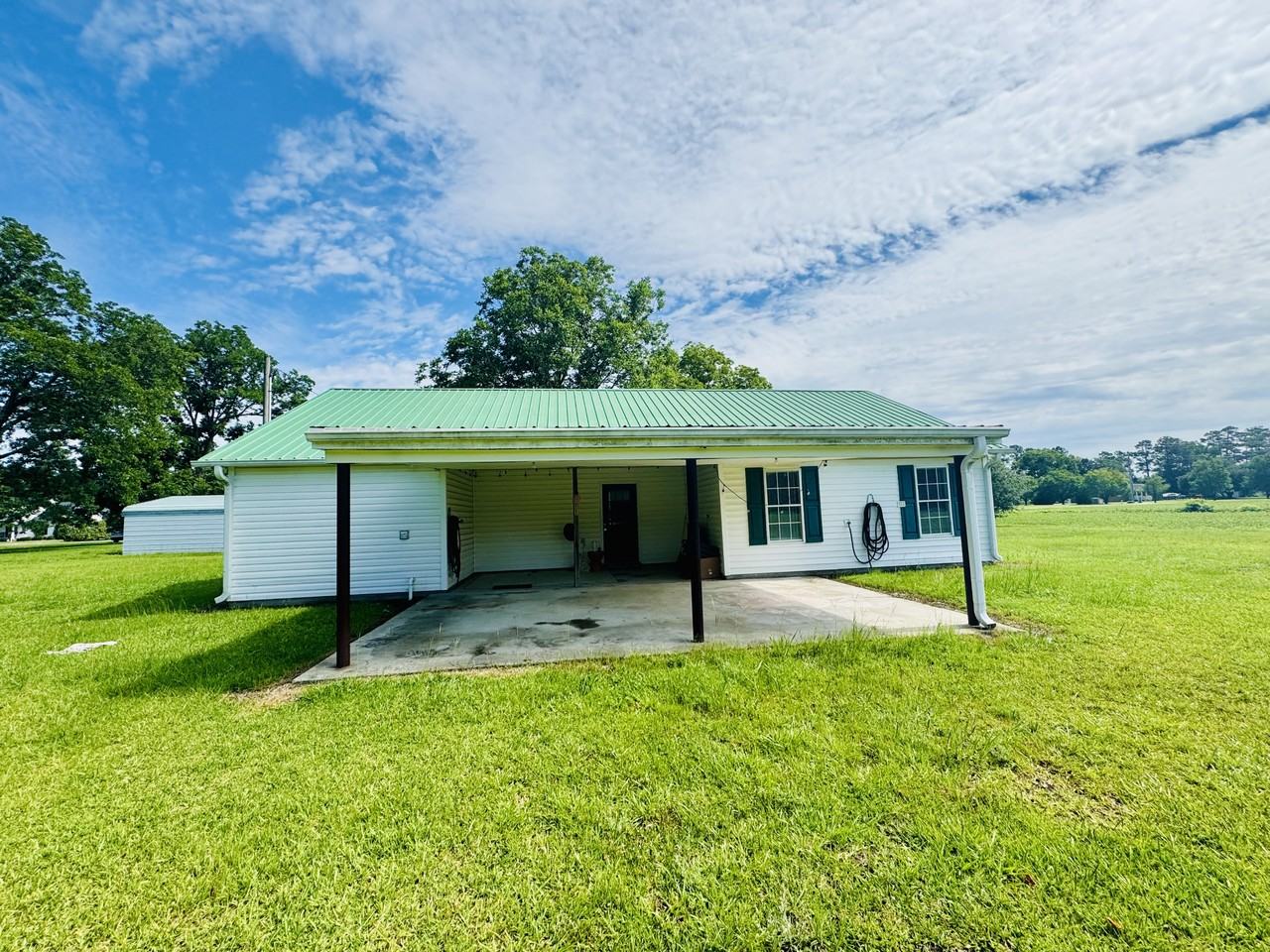 4052 Goff Rd #1 - Photo 4 of 38