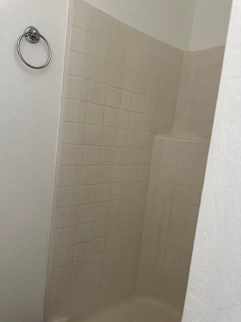 310 Lupton St #1 - Photo 6 of 27