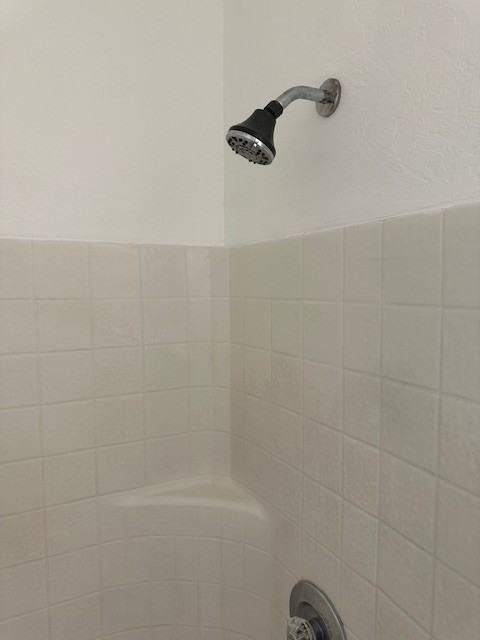 310 Lupton St #1 - Photo 7 of 27
