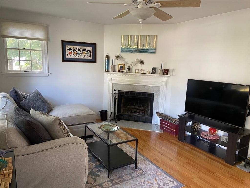 735 Willett Ave #808 - Photo 3 of 14