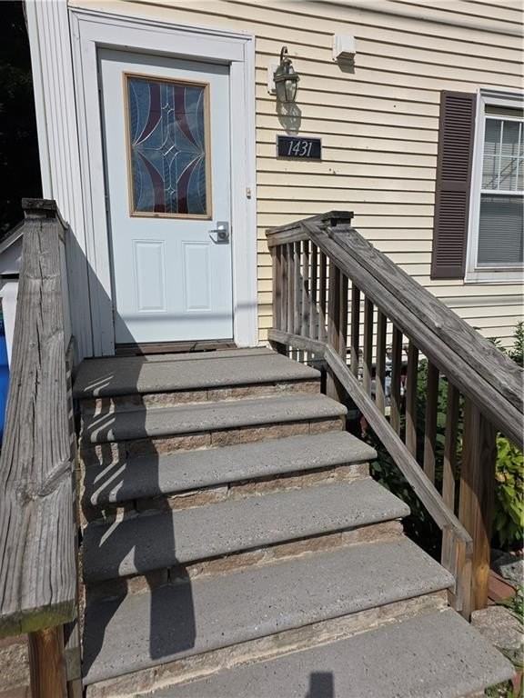 1431 Smithfield Ave #2F - Photo 2 of 8