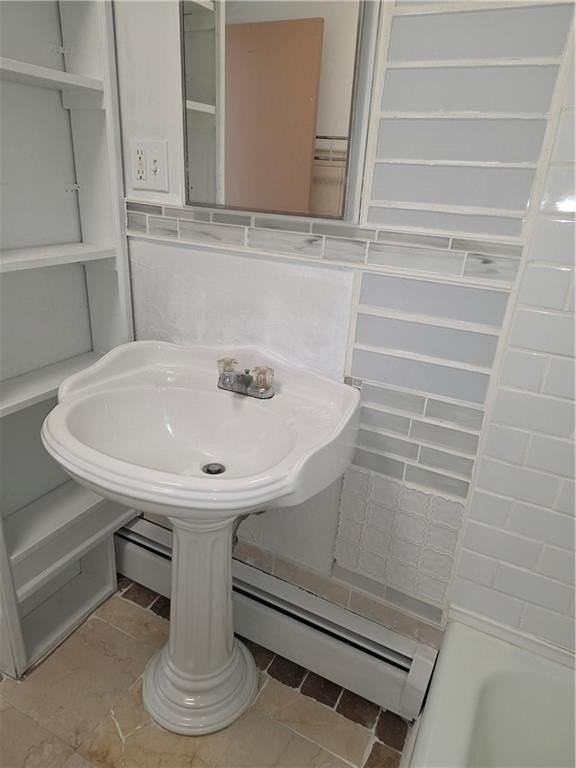 1431 Smithfield Ave #2F - Photo 7 of 8