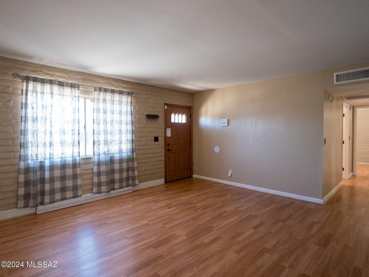 6570 E Nicaragua Dr - Photo 2 of 25