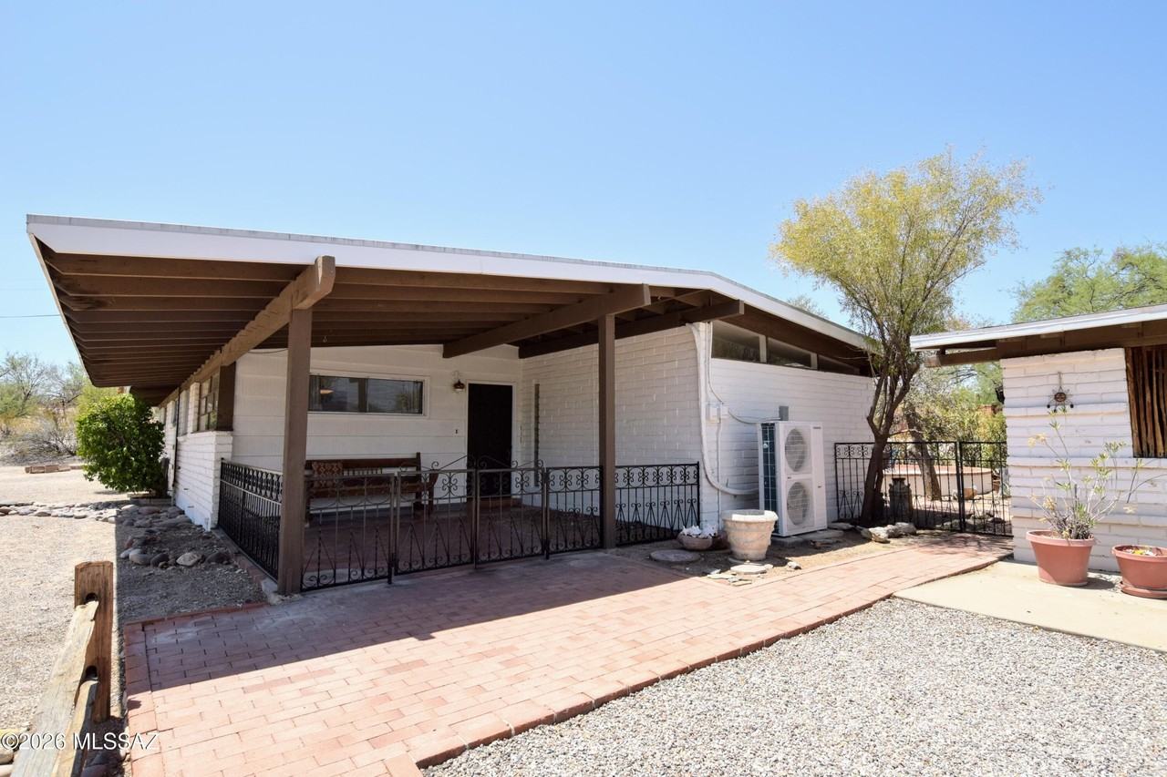 6902 E Big Bear Dr - Photo 4 of 42