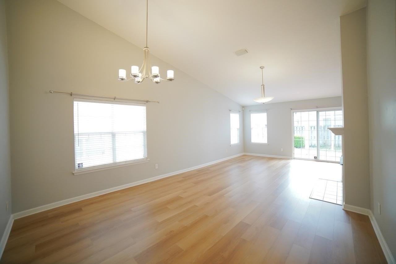 1121 Mosswood Chase - Photo 2 of 23