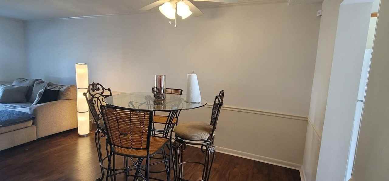 2325 W Pensacola St #116 - Photo 4 of 16
