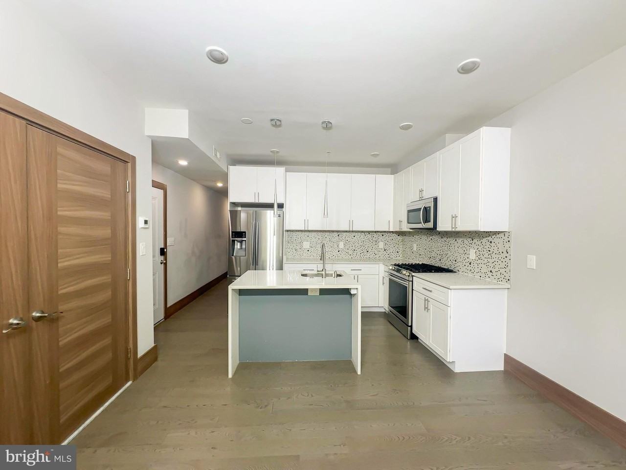 2109 M St Ne #4 - Photo 4 of 18