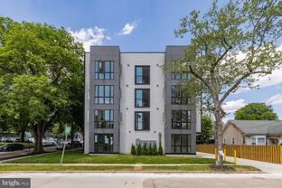 2601 30th St Ne #8 - Photo 1 of 1