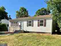 19 Hickory Ln - Photo 1 of 1