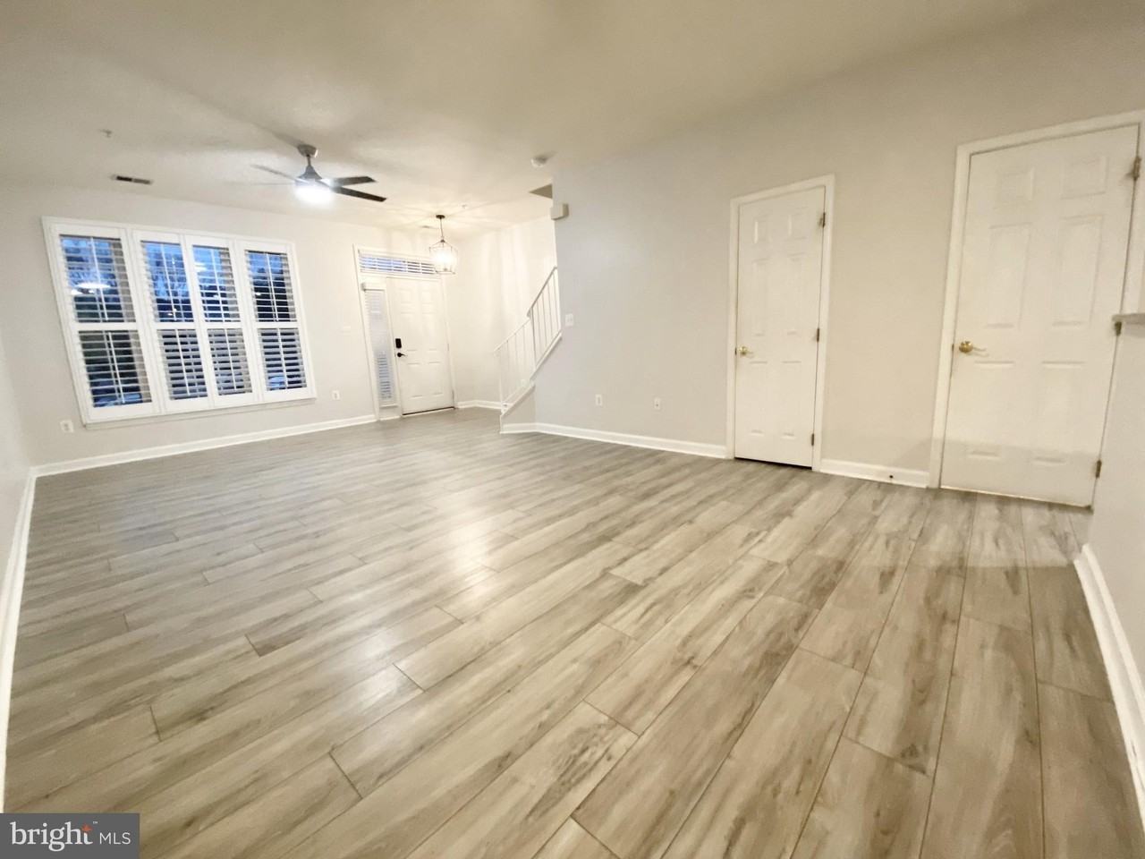 8704 Aspen Grove Ct #8704 - Photo 7 of 38