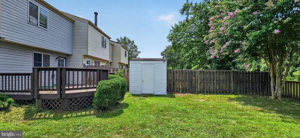 3591 Laurel View Ct - Photo 7 of 35