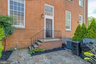 821 S Sharp St - Photo 1 of 1