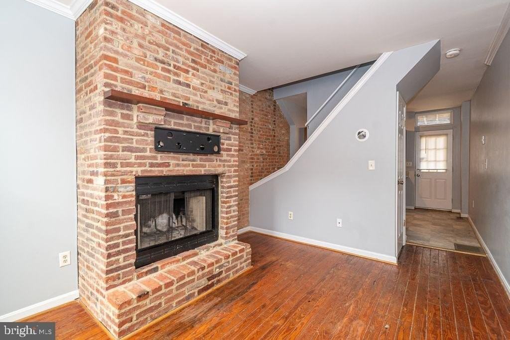 601 Harvey St - Photo 3 of 20