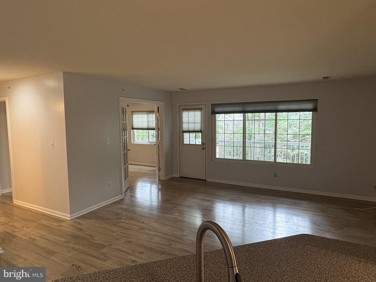 9 Tintern Ct #202 - Photo 4 of 6