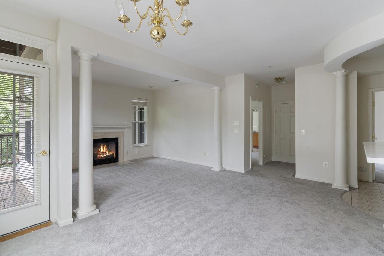 1021 Leeward Way #1023 - Photo 6 of 28