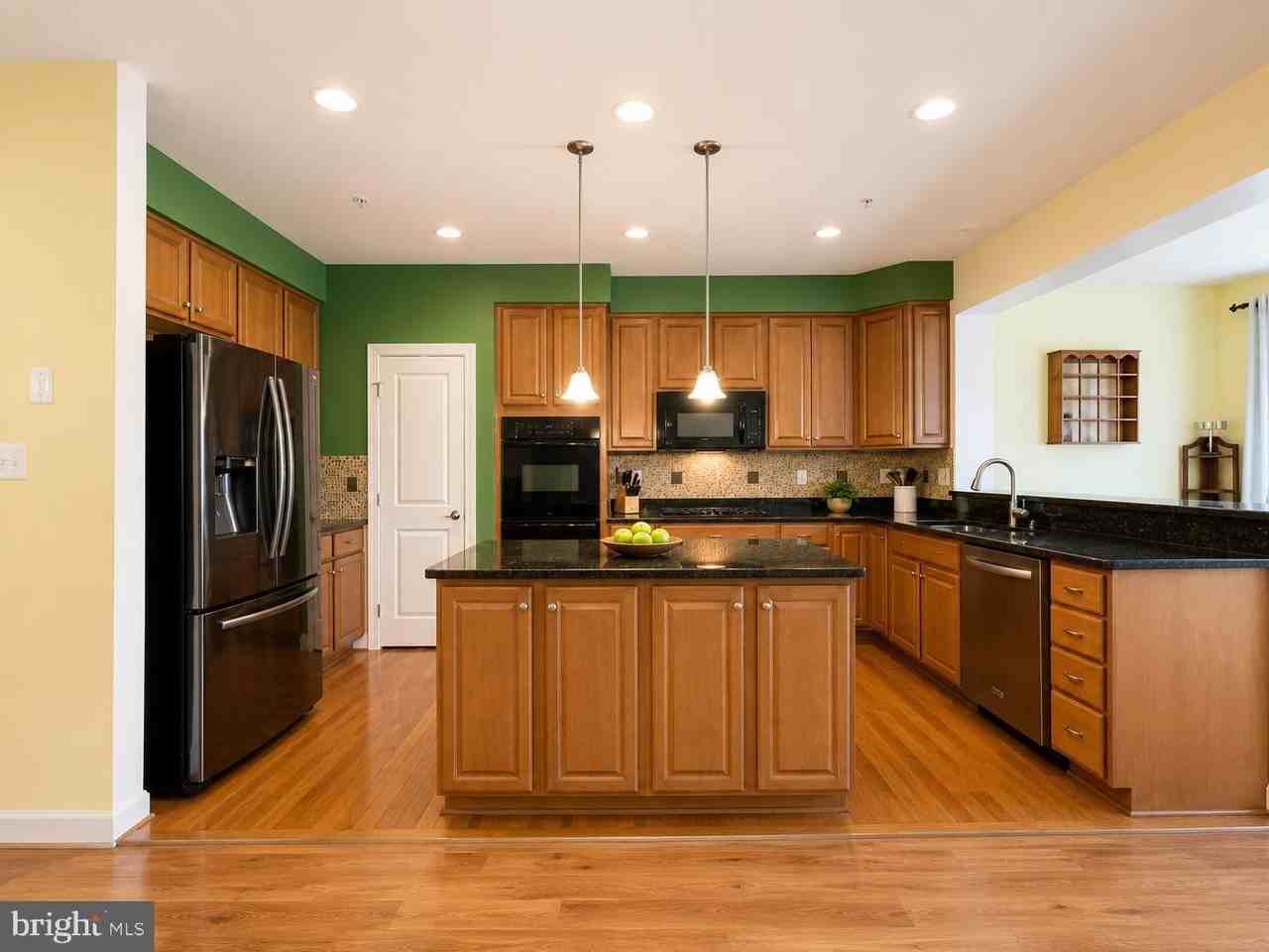 9674 Ethan Ridge Dr - Photo 7 of 43