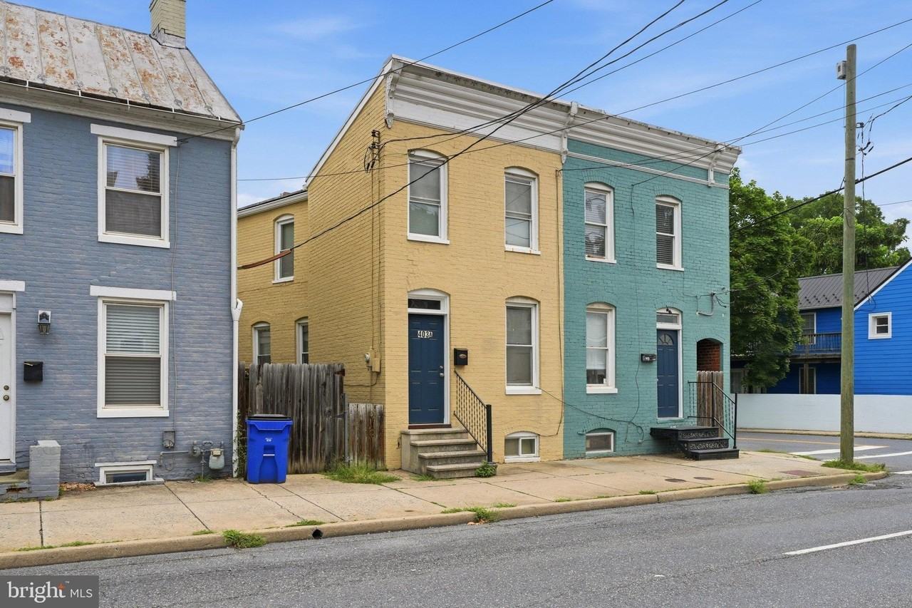 403A W South St - Photo 2 of 37