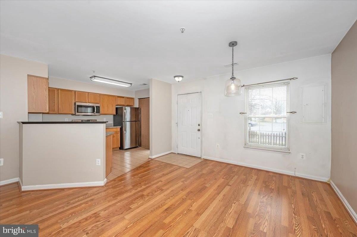 4946 Whitney Ter - Photo 4 of 26