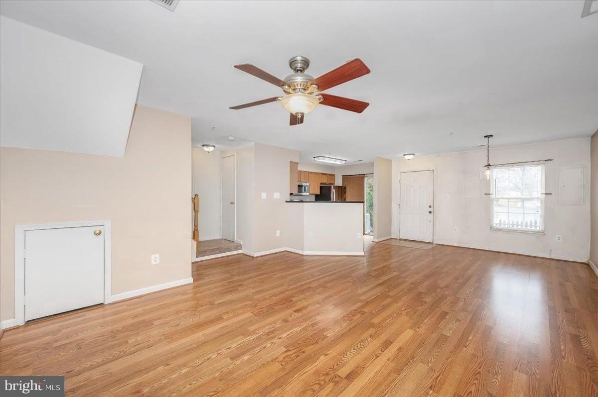 4946 Whitney Ter - Photo 5 of 26