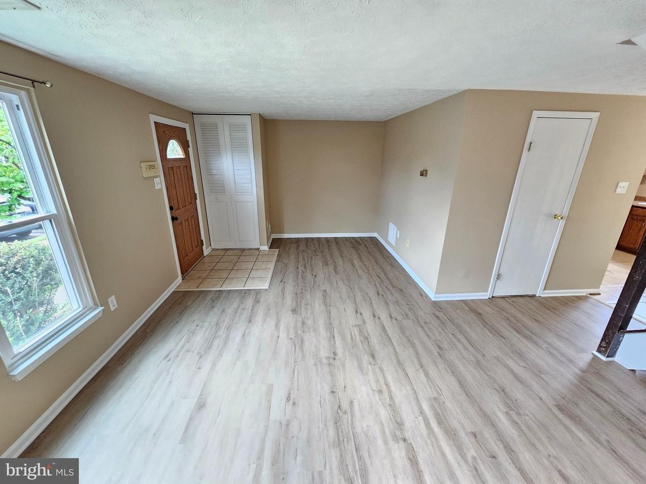 509 Beebe Ct - Photo 4 of 28