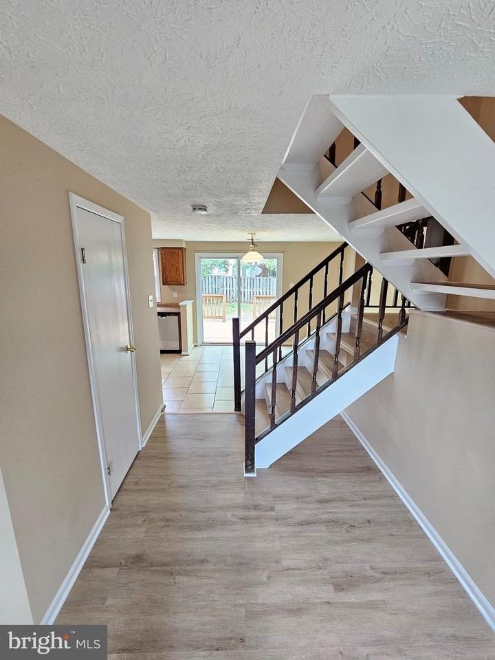 509 Beebe Ct - Photo 6 of 28
