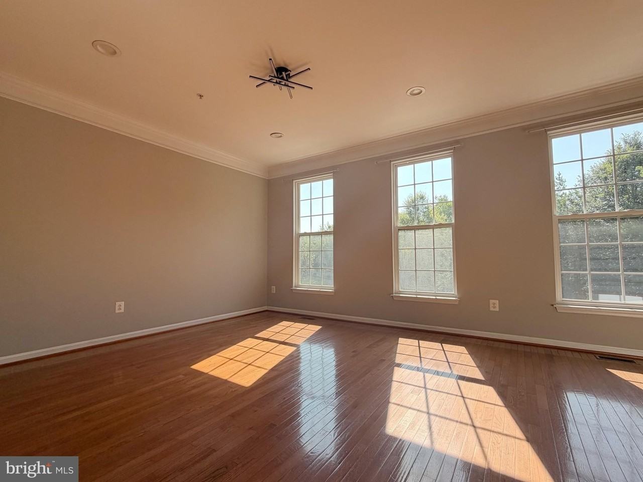 3530 Connor Pl - Photo 3 of 36