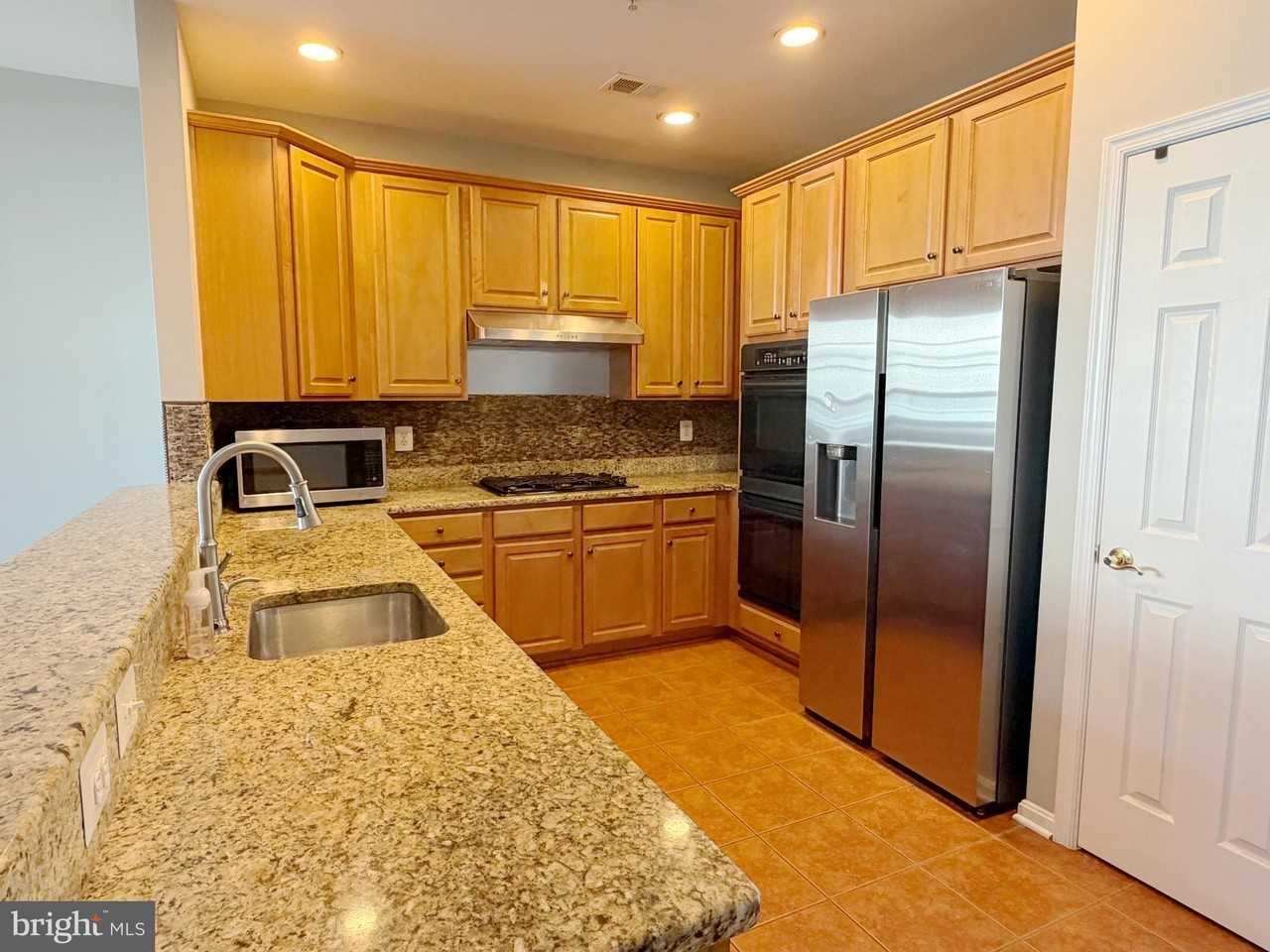 3530 Connor Pl - Photo 6 of 36